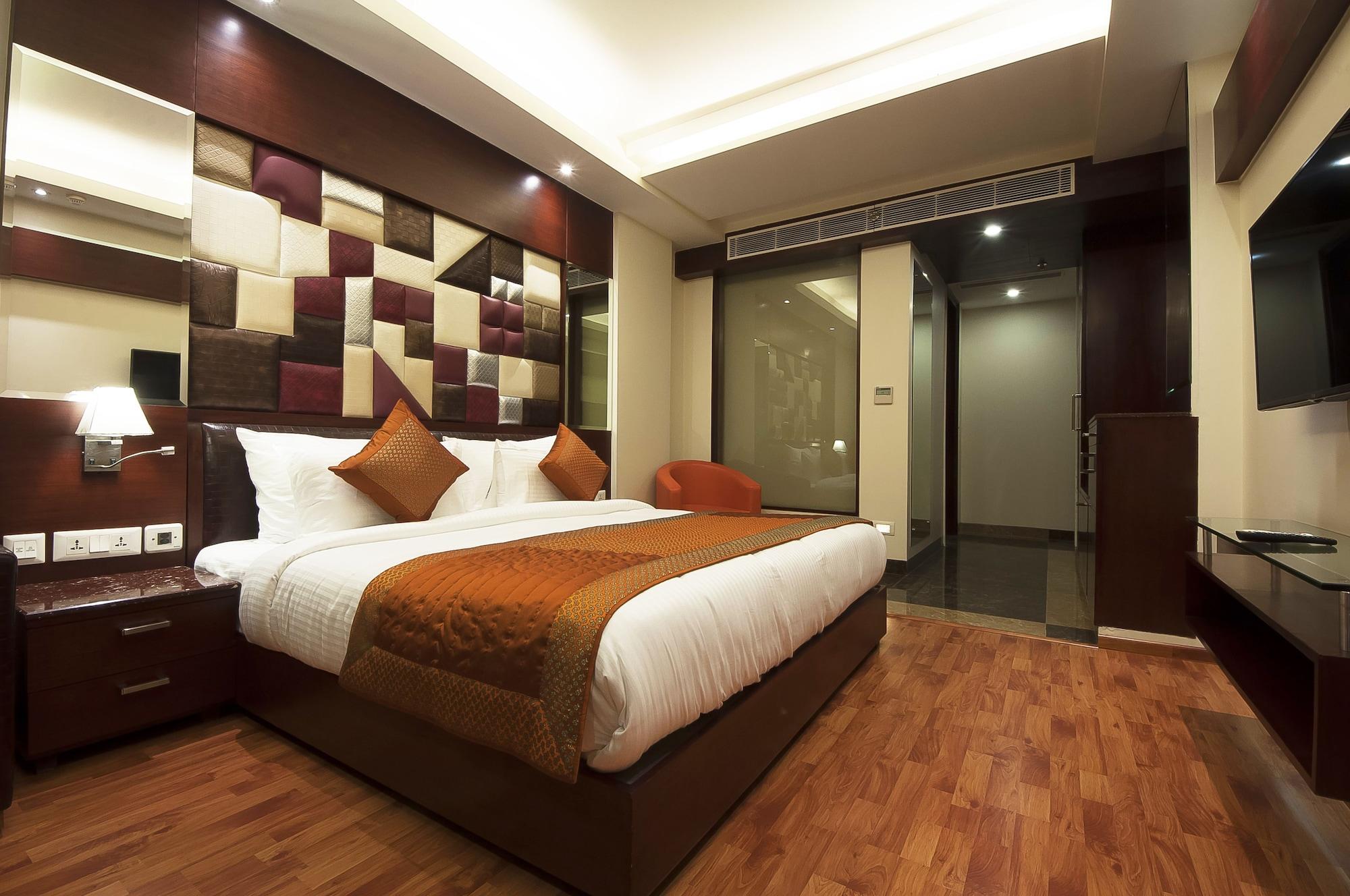 Hotel Golden Grand Delhi  Ngoại thất bức ảnh
